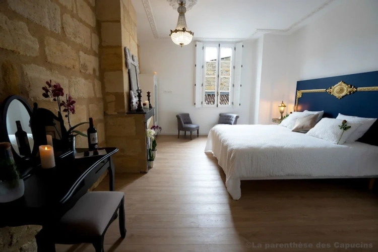 Royal Double room with courtyard view