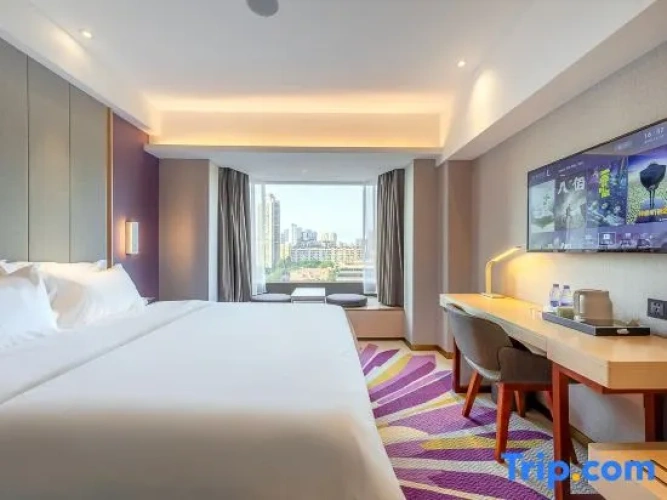 Standard Double room with river view