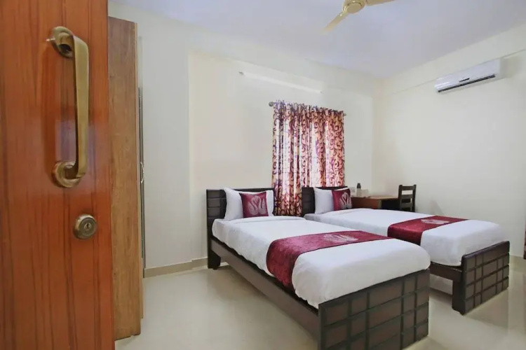 Hotel The Bliss by OYO Rooms