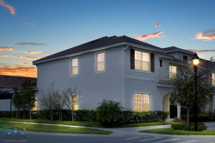 5 Bedrooms Cottage