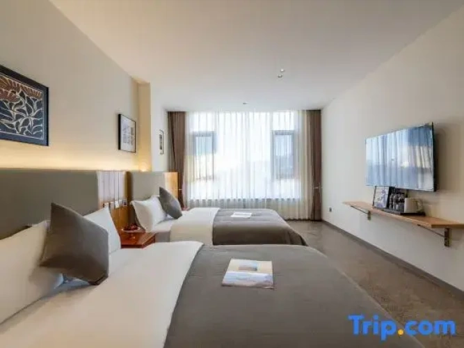 2 Bedrooms Suite