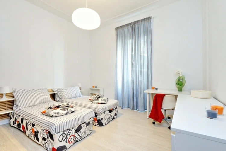 2 Bedrooms Apartment