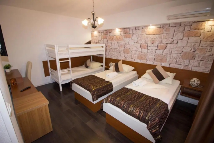 Hotel Villa Nadin