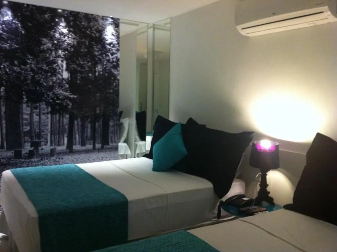 Standard Triple room