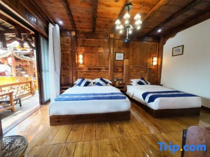 Standard Double room with courtyard view