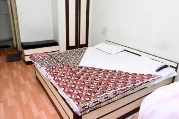 Vandana Hotel