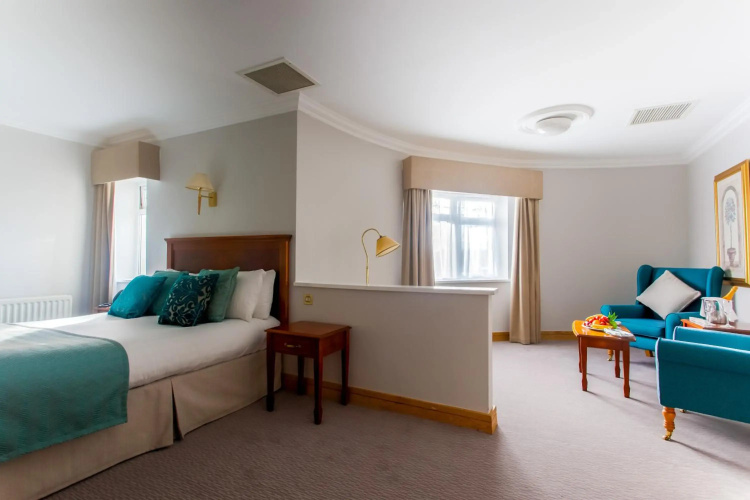 Ashdown Park Hotel
