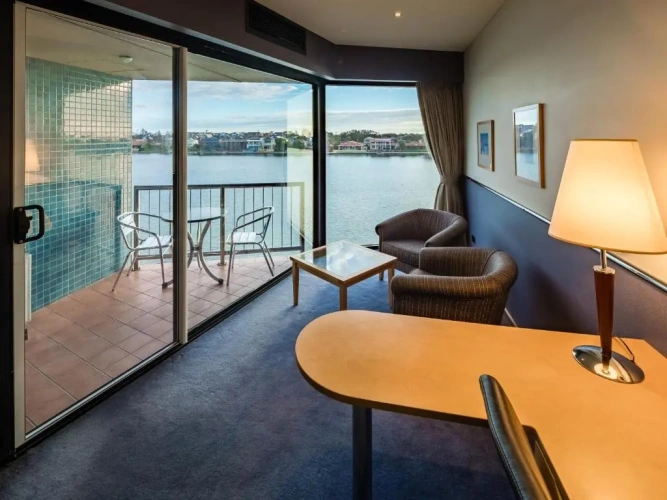 Executive Twin Suite