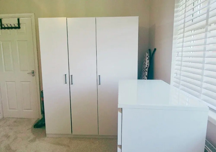 Cosy 2BR House on Quiet Street
