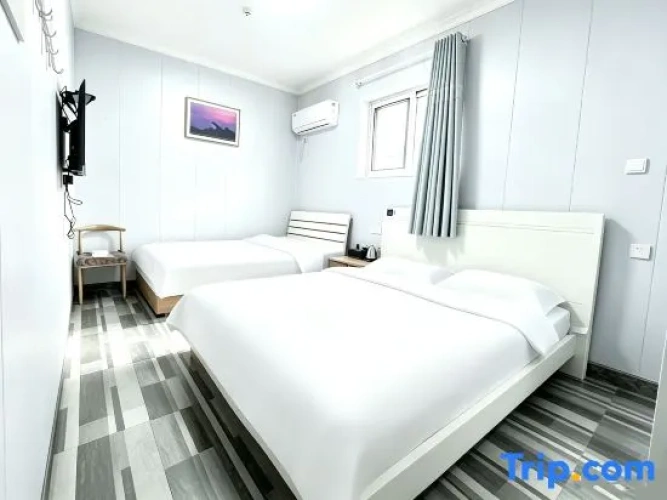 Premium Triple room