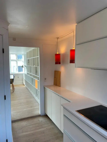 Elegant Apartment In Central