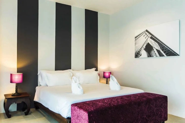 Deluxe Studio with balcony