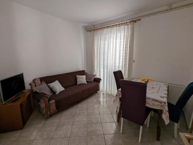 1 Bedroom Apartment with balcony