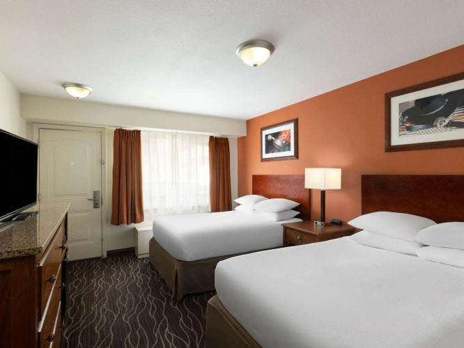 SpringHill Suites Orlando Lake Buena Vista in the Marriott Village photo 7
