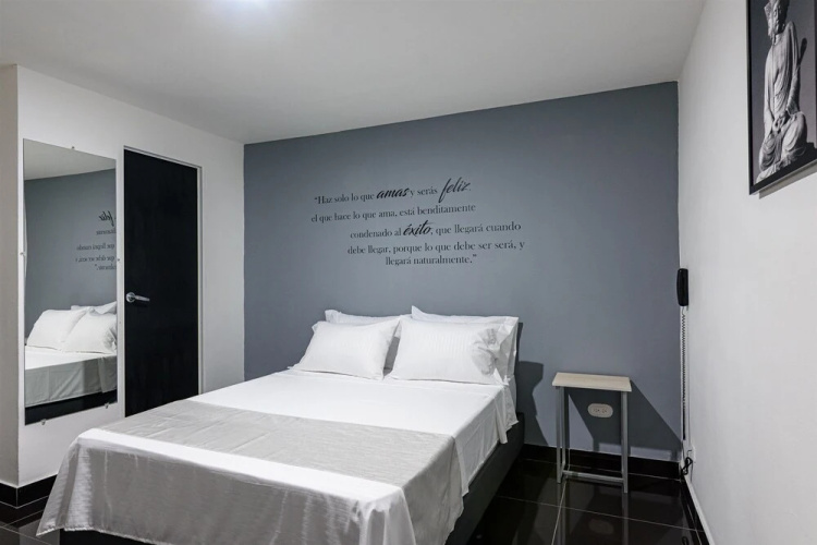 Alma Hotel