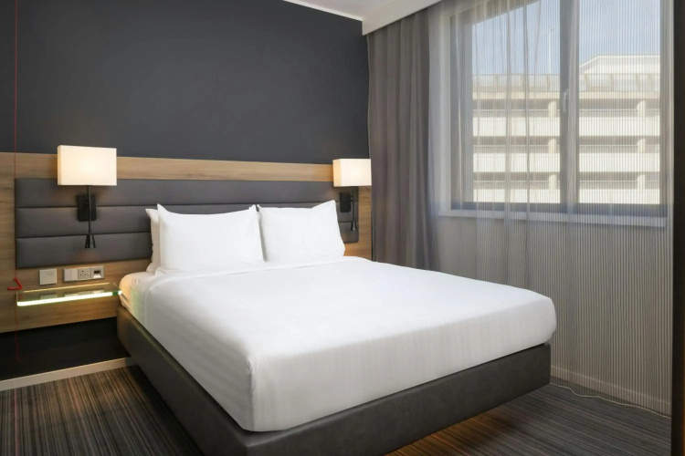 Moxy Southampton
