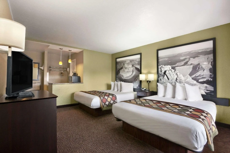 Standard Quadruple room