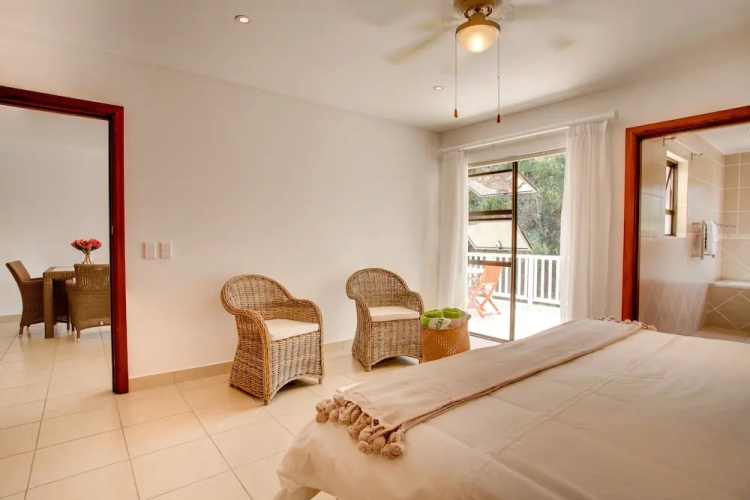 Limoni Luxury Suites