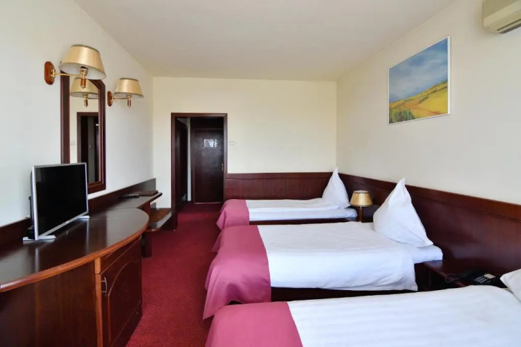 Delta 3 Hotel