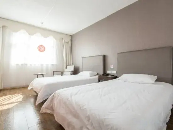 Luguhu Aishang Hotel