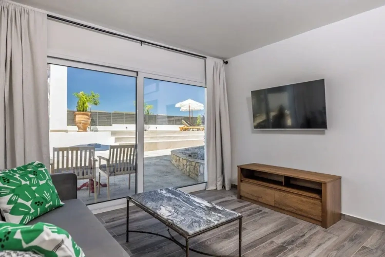 Deluxe Double Apartment