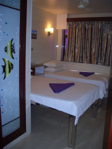 Economy Triple room