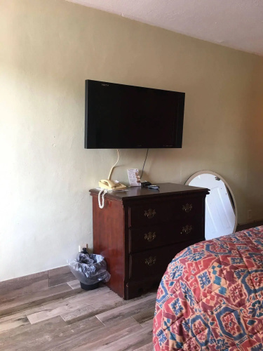 Golf View Motel