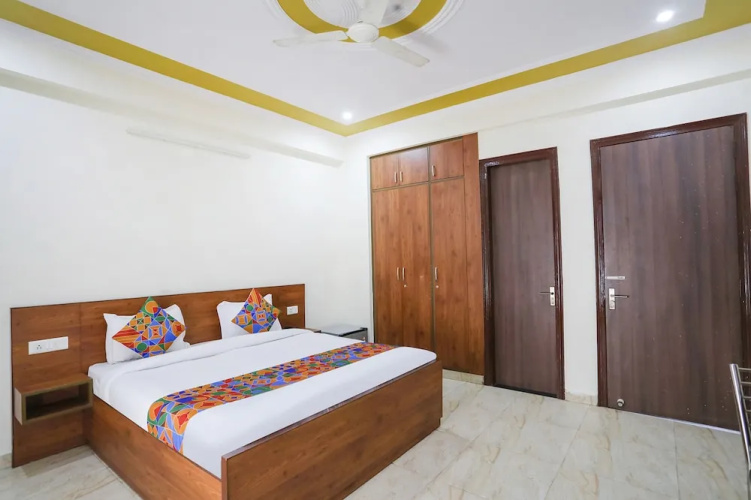 FabHotel Star Corporate Suite I