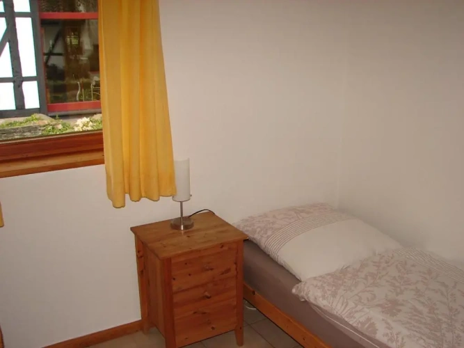 2 Bedrooms Single Apartment