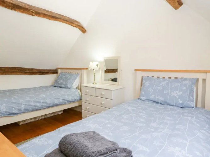Tinkley Cottage