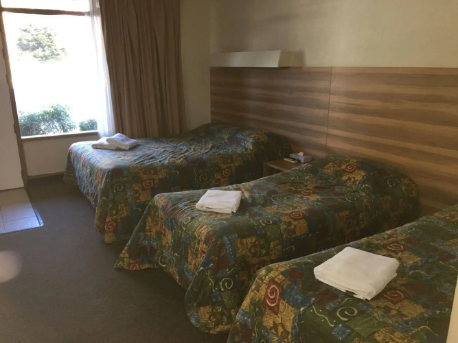 Red Cedars Motel
