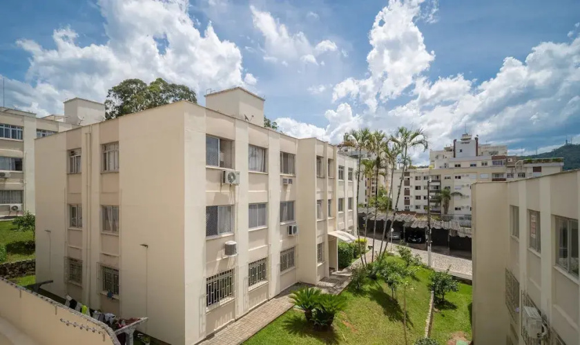 Apts in a Building 100 Meters From Ufsc - Eoss
