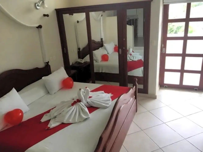 Double Suite