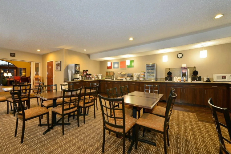 Comfort Suites Golden West On Evergreen Parkway photo 33