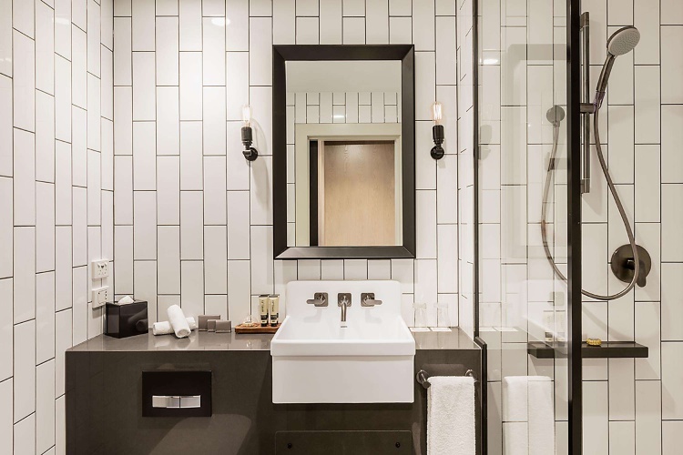 DoubleTree by Hilton Melbourne - Flinders Street photo 11