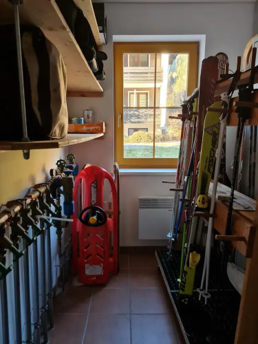 Apartment With Mountain Views & Ski Access