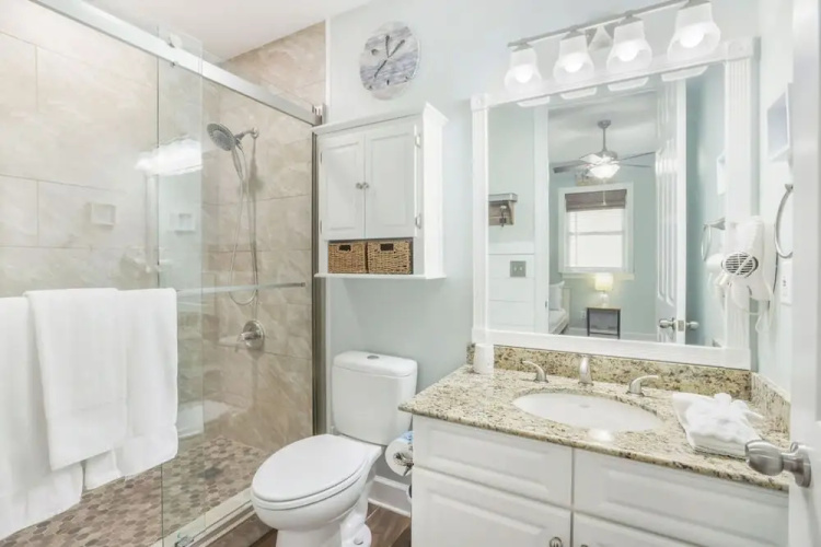 Regency Isle 806 2 BR 2 5 BA Gulf-front A