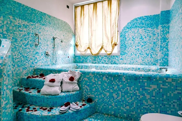 Deluxe Twin room with balcony and with view