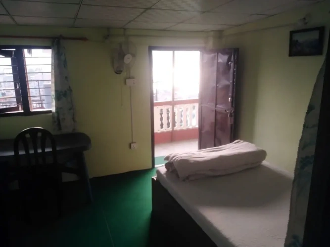 Economy room