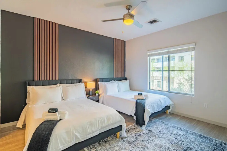 ROVE LIVING/KL - Linear