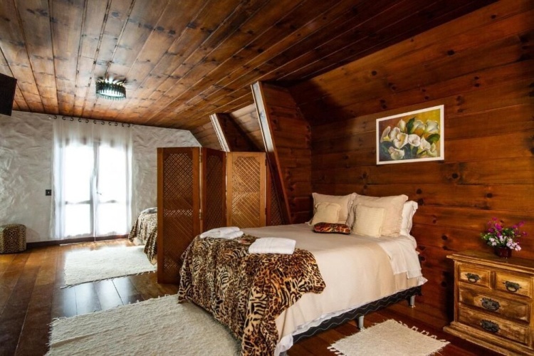 2 Bedrooms Family Suite with mountain view