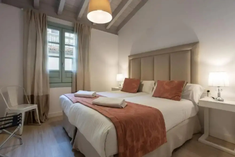 Bibo Suites Palacio Cabrera Lillo