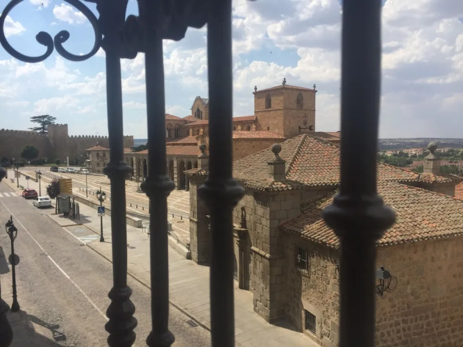 San Vicente Apartments