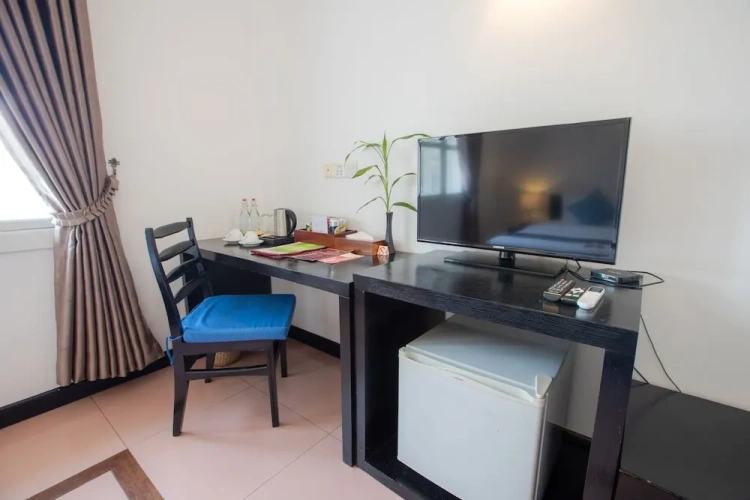 Deluxe Triple Family room