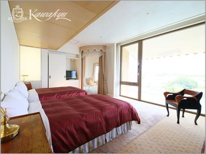 Double Suite