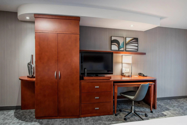 Courtyard by Marriott Edmonton West
