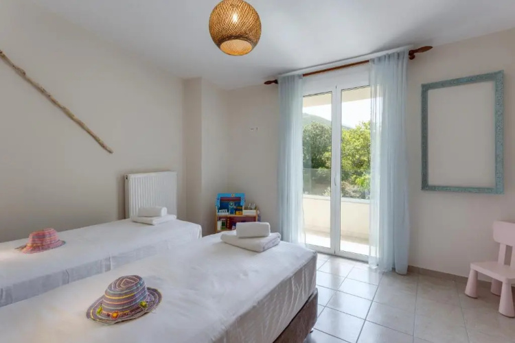 Villa 4 DESTINA