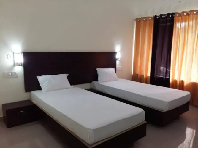 Yogi Ashram Guest House