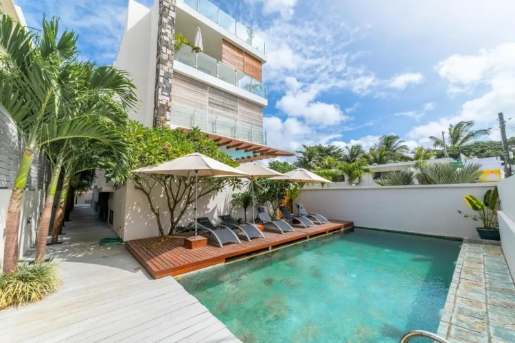 2 Bedrooms Apartment
