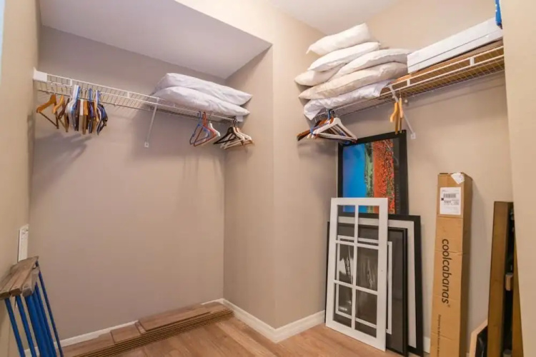 Cove at Sandy Pointe Unit 210